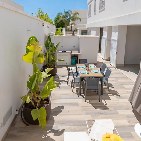 Mare Pescoluse- Design Apartman